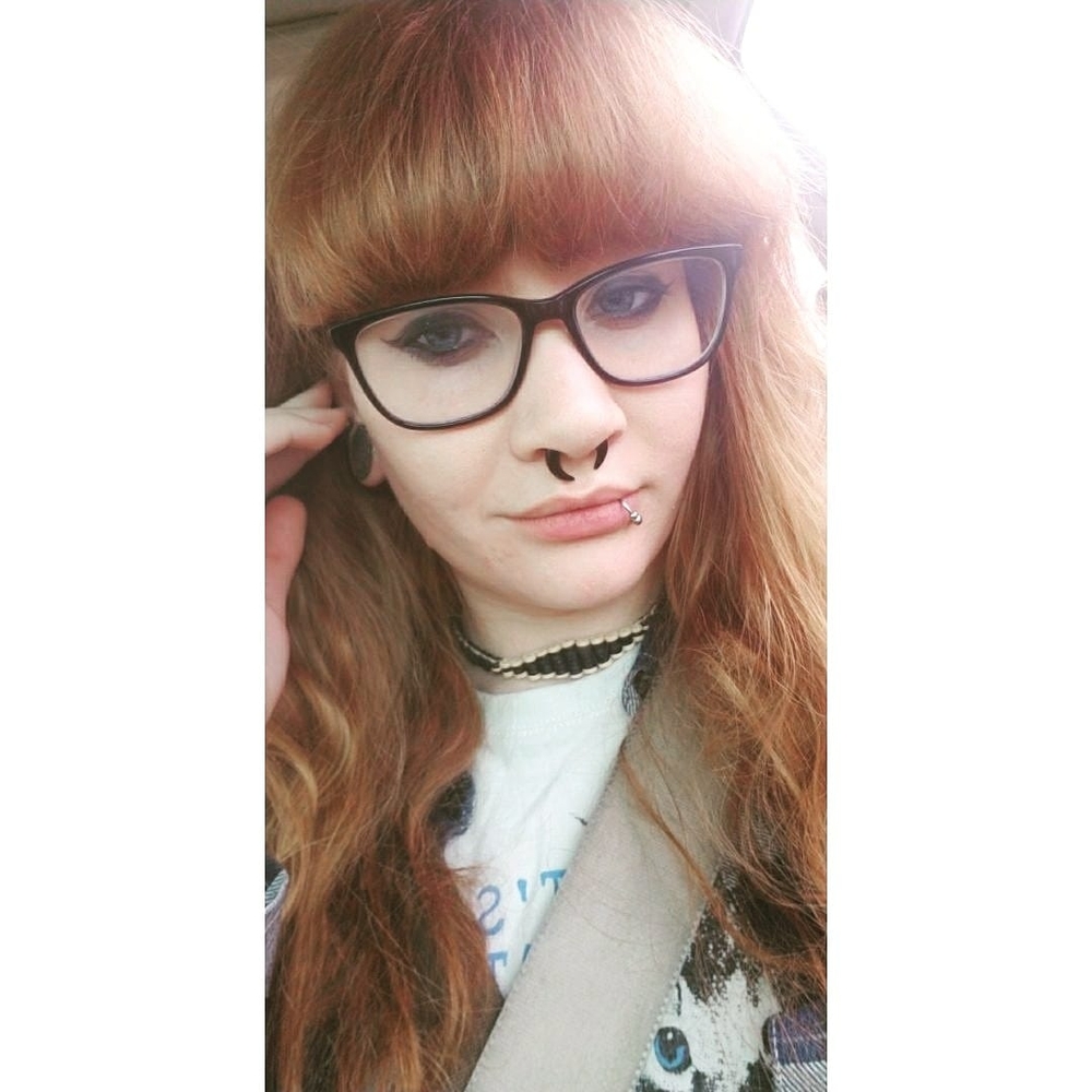 Meet your Posher, Ava